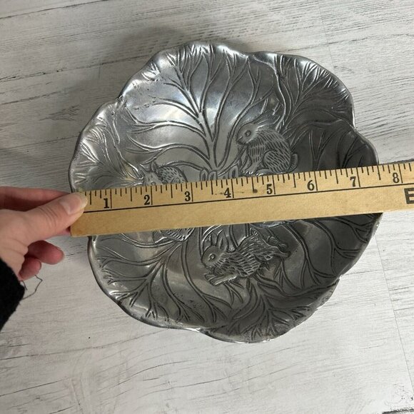 ARTHUR COURT BUNNIES  Aluminum Cabbage Leaf Bowl with Bunny Rabbits - Picture 5 of 9